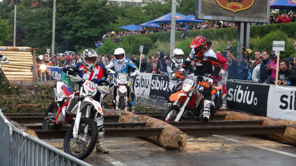Motoquest Racing VIDEO: 5 Reasons to Ride with MotoQuest in Romania – MotoQuest